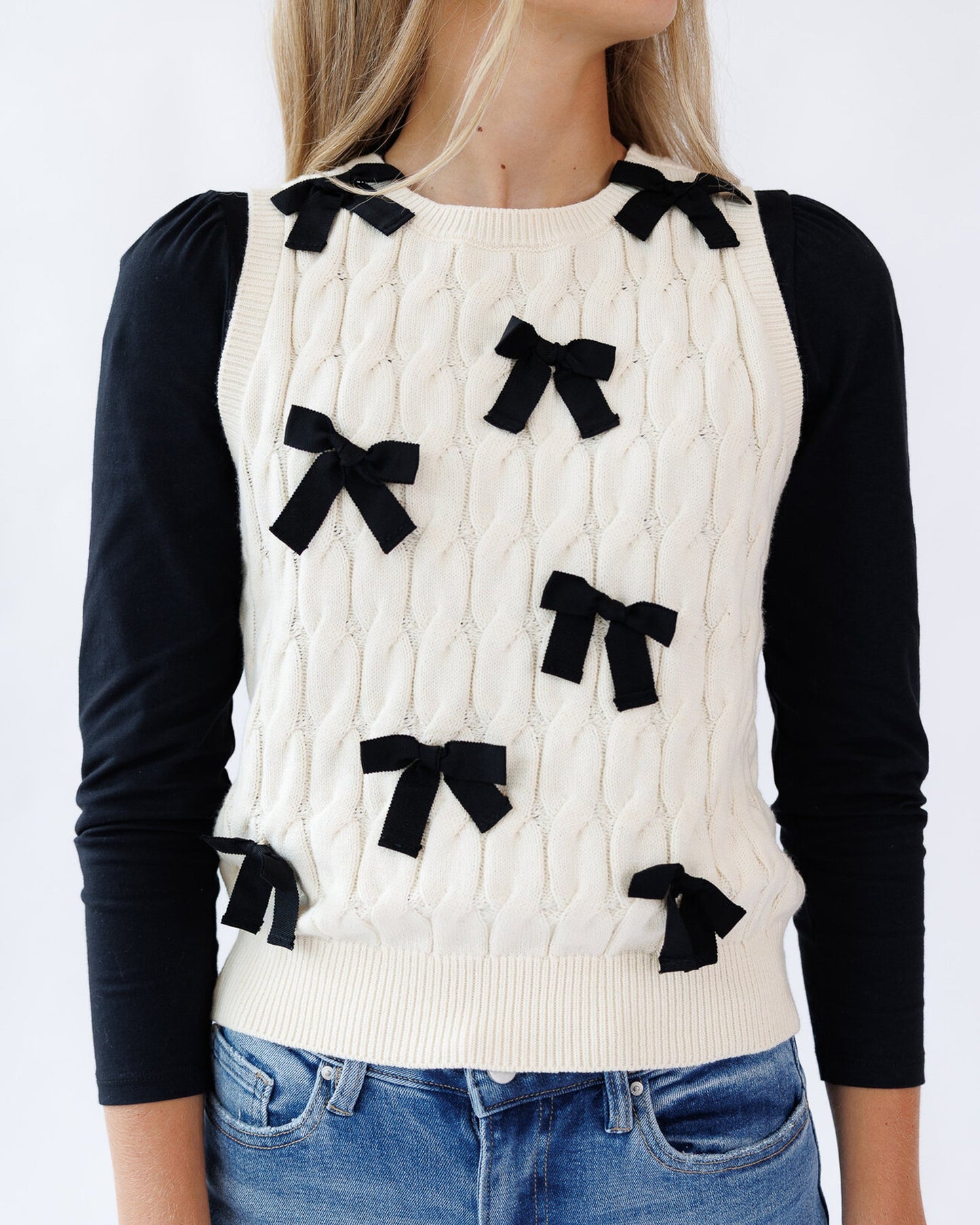 Bow Beautiful Sleeveless Vest With Applique Bows Front