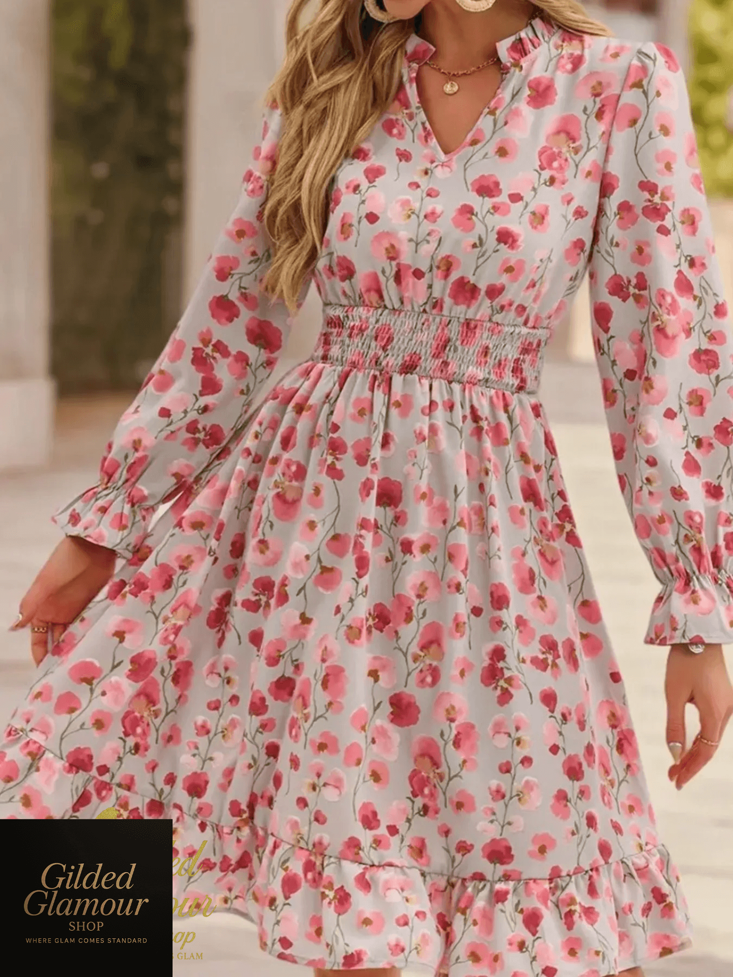 Vestido elegante con estampado floral, mangas con volantes y dobladillo con volantes