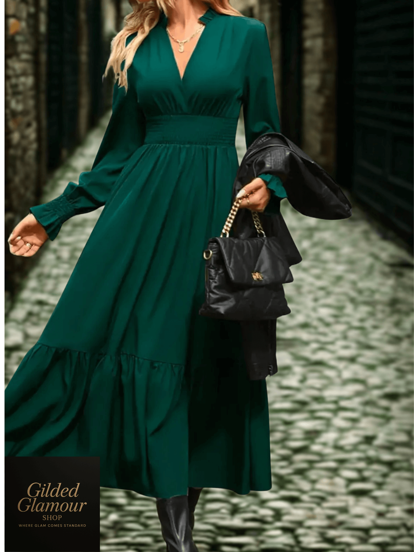 Vestido escalonado de manga larga con muescas