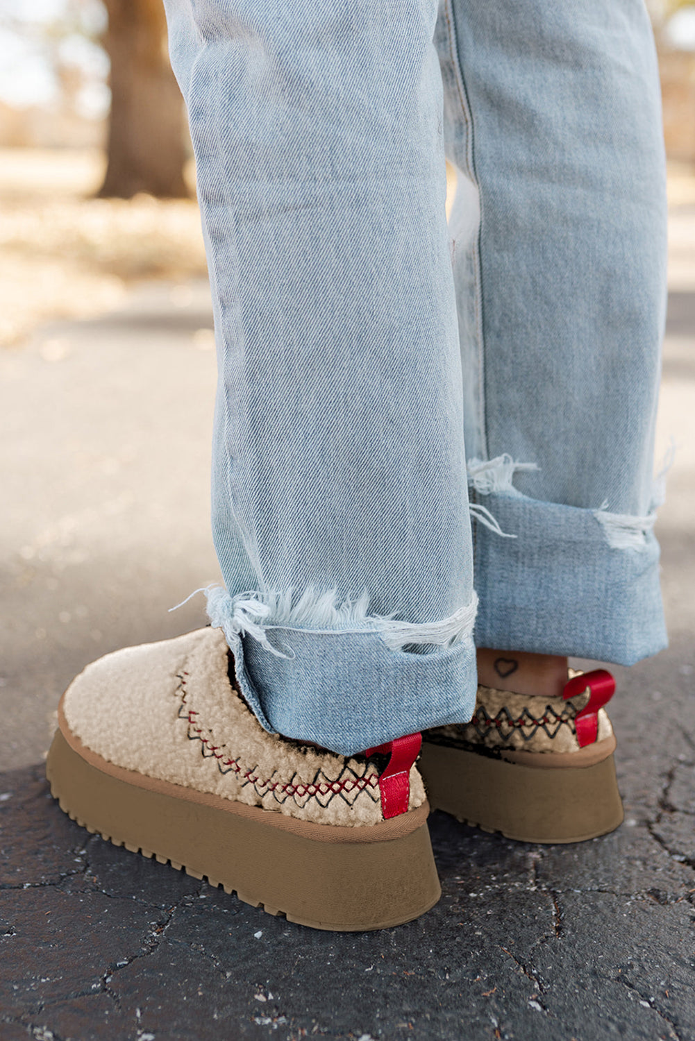 Oatmeal Suede Contrast Plush Slippers With Thick Sole