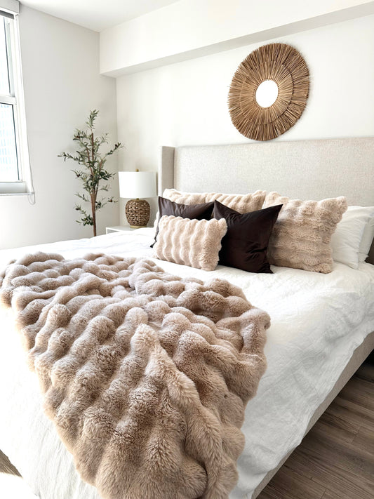 Helena Pillow Cover Luxury Cream Faux Fur Cloud Pillow