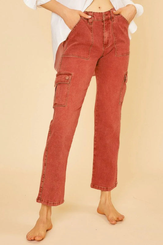 Level up your style with Annie Wear Straight Leg Jeans featuring trendy cargo pockets! 🛍️👖 #FashionGoals #DenimLove