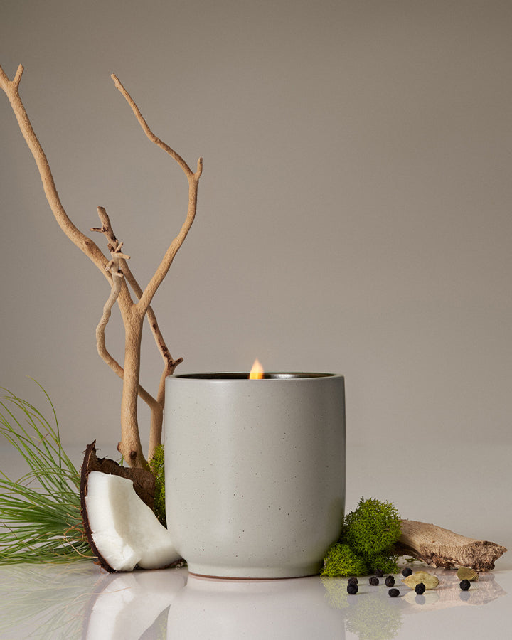 Homecourt Hand Poured Candle in Ceramic Vessel 60 Hour Burn