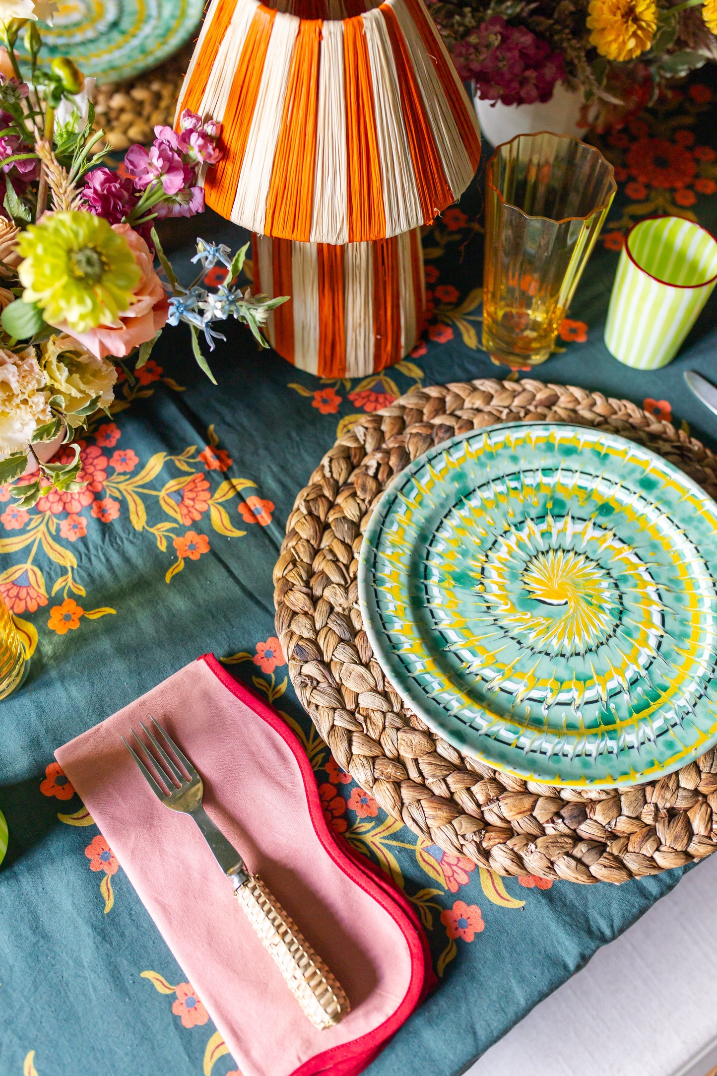 Mantel floral verde con estampado de rayas ModaFleur 100% algodón