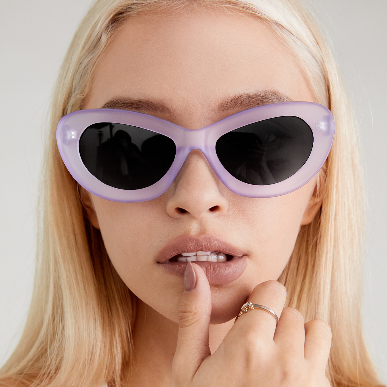 Jackie Lilac Mod Round Sunglasses With Matte Pastel Frames