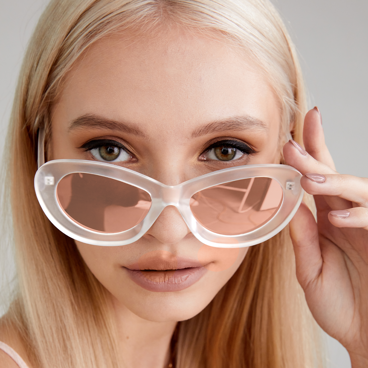 Jackie Rose Gold Mod Round Frame Sunglasses Pastel Tint