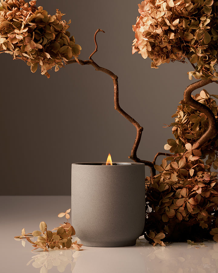 Homecourt Hand Poured Candle in Ceramic Vessel 60 Hour Burn