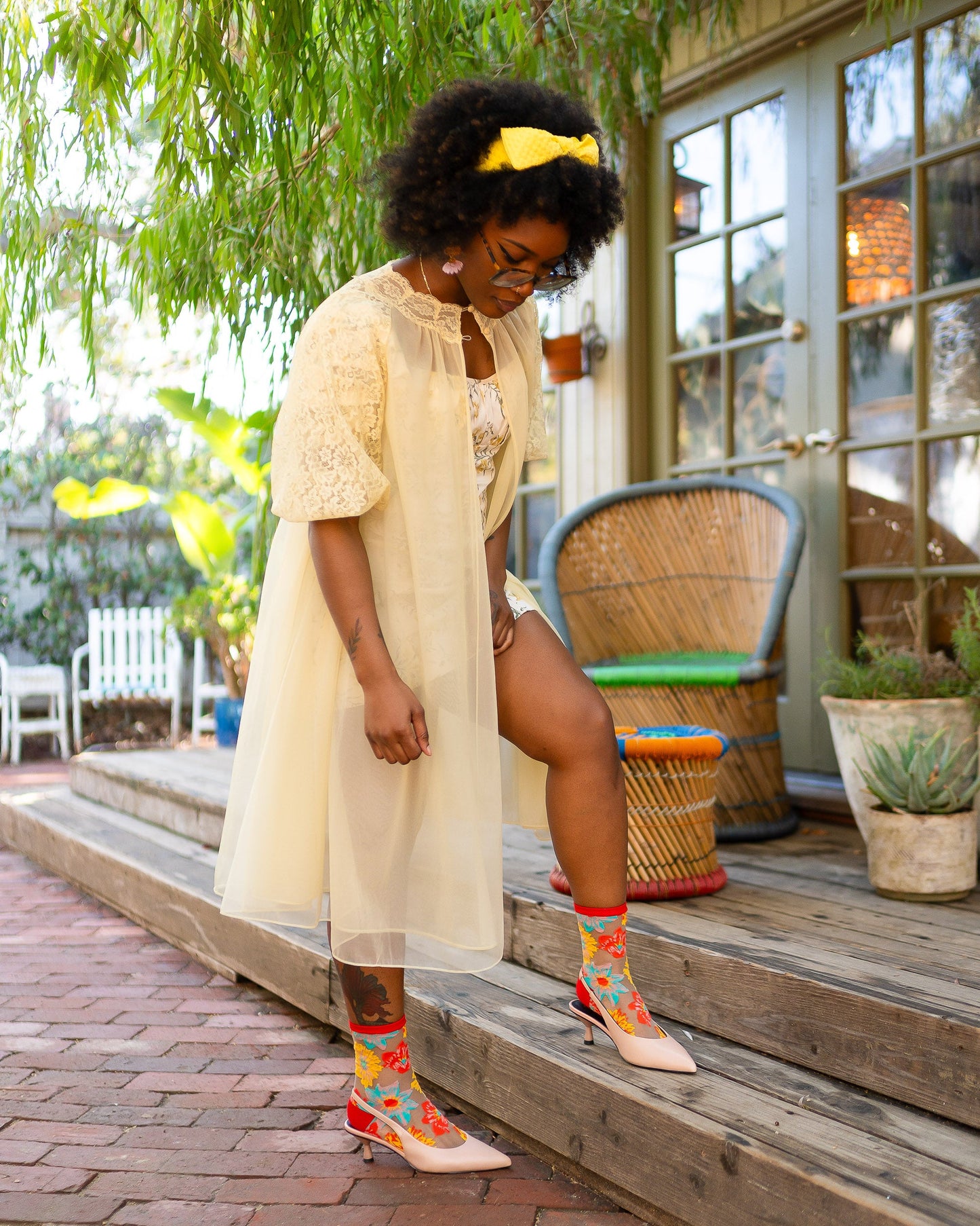 Flower Power Sheer Crew Sock Floral Burst in Bright Colors