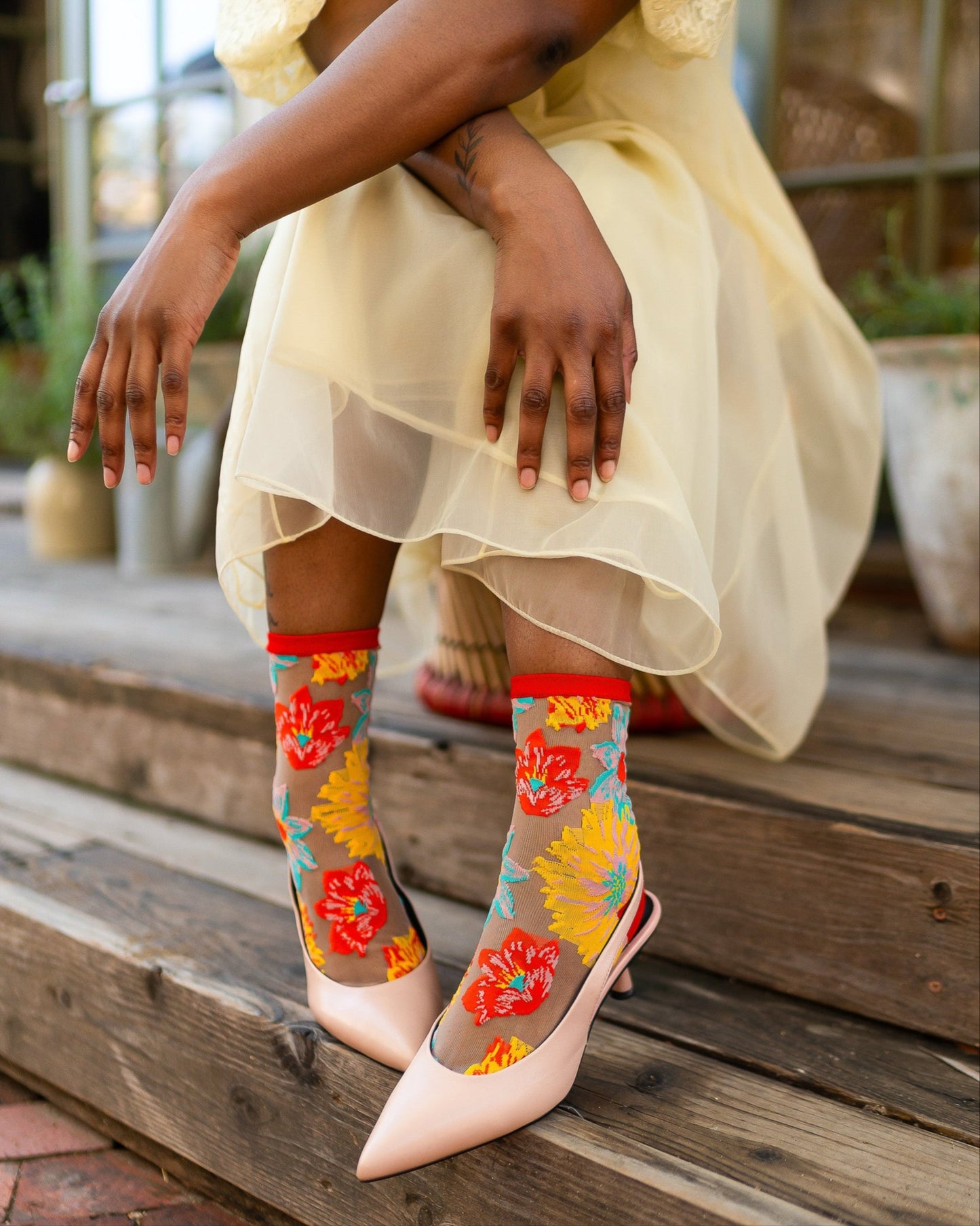 Flower Power Sheer Crew Sock Floral Burst in Bright Colors