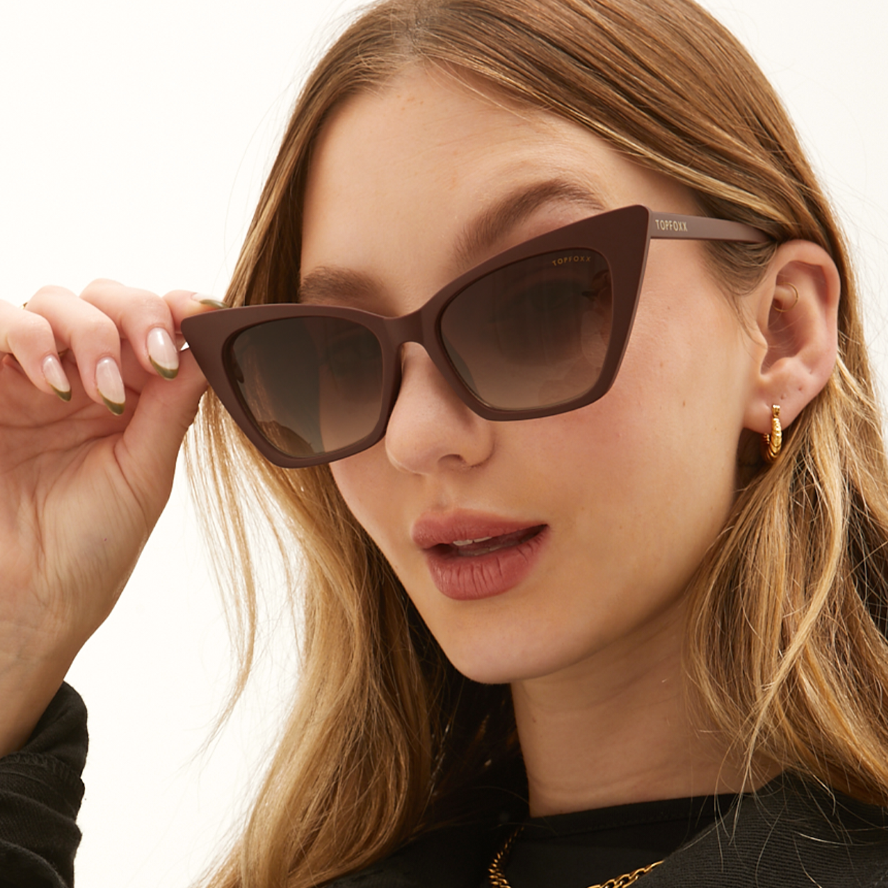 Nature Wahiba Sands Cat Eye Sunglasses Gradient Lenses