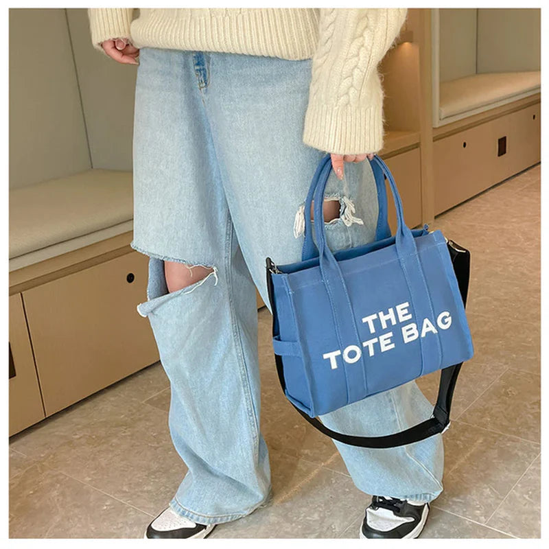 Stylish & Spacious: The Ultimate Tote Bag for Every Occasion! 👜✨ #Fashion #ToteBag #2022Trends