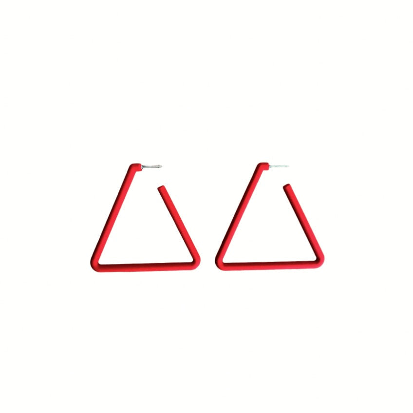 Pendientes de aro triangulares de acrílico de 2,5 pulgadas de largo.