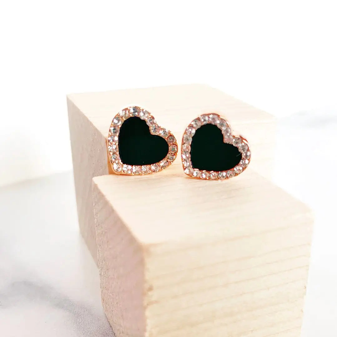 Onyx Heart Earrings With Rhinestone Accents For Elegance